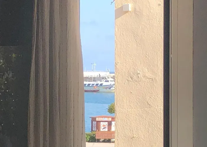 Piset Torre Port